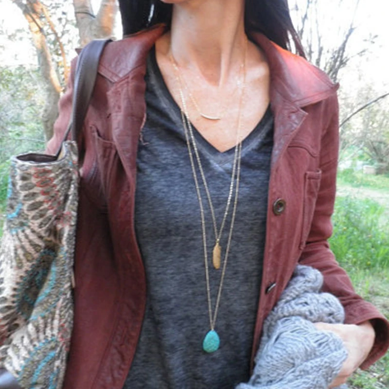 Простое многослойное ожерелье из 3 капель голубого камня с перьями s XL278 |