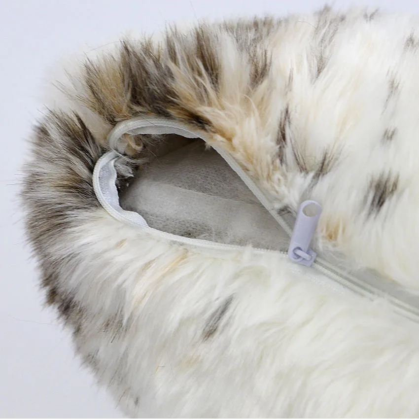 Наволочка из искусственного меха 45*45 см | Дом и сад