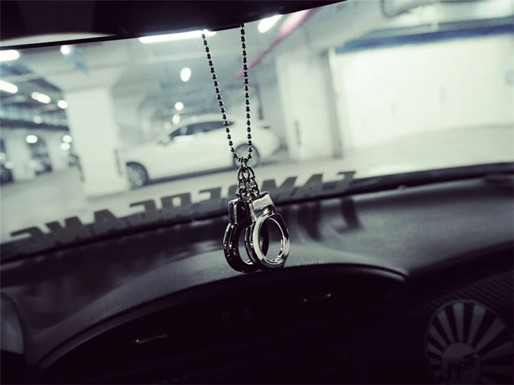 Подвеска для автомобиля подвесные наручники украшения интерьера украшение