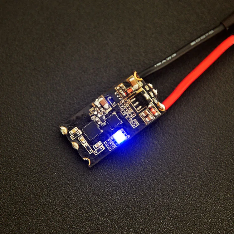 

BS30D 30A 2-6S Brushless ESC with RGB LED BLHeli_S Dshot ESC For FPV Racing Drone F22156