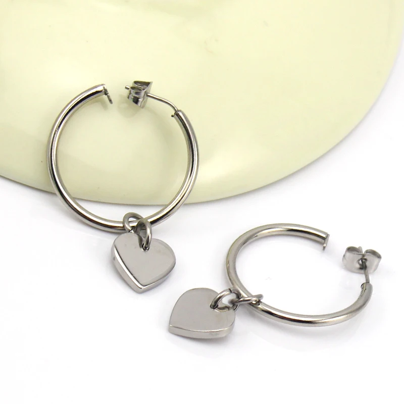 2017 New Design Fashion Prevent allergy Steel Stud Earrings women Cute Heart Charms Tag round | Украшения и аксессуары