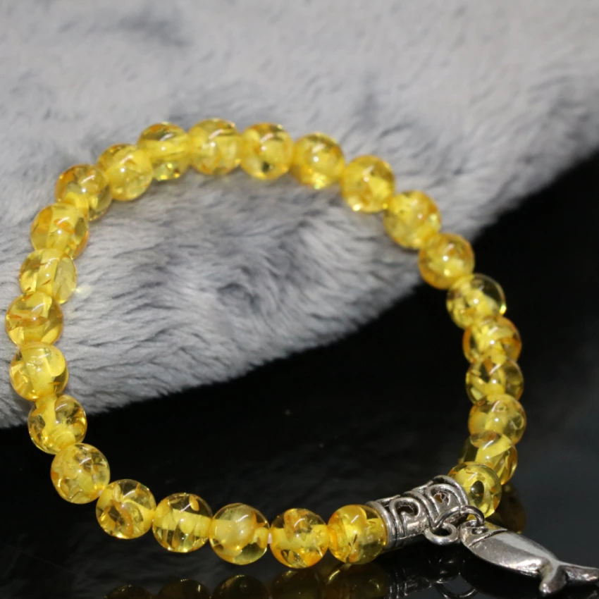 Подвеска в богемном стиле с рыбкой серебряного цвета жёлтая имитация пчелиного