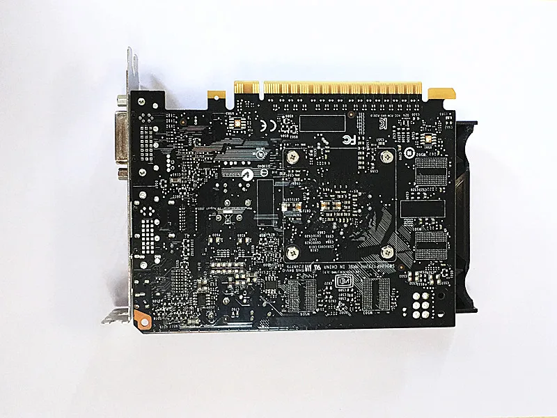 

new OEM GTX750 1G DDR5 Support Three Display Screens, WIN10 stand-alone desktop computer game Video card