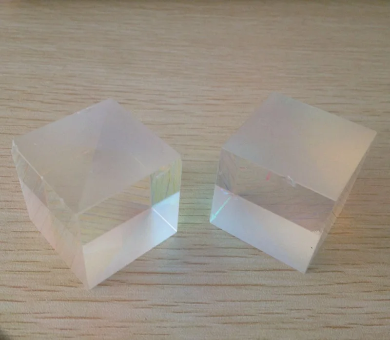 2 шт. 2,2x2,2x2,2 см Оптическое стекло образовательная Призма дефектный крест дихроический X-Cube Стекло призмы RGB Combiner украшение стекло