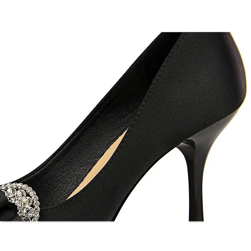 Новинка Женские туфли лодочки на высоком каблуке Женская обувь Свадебные со