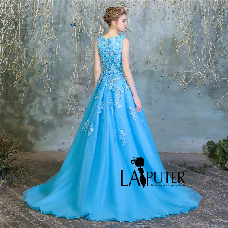 2017 вечернее платье для выпускного вечера короткое светло-голубое с 3D цветами