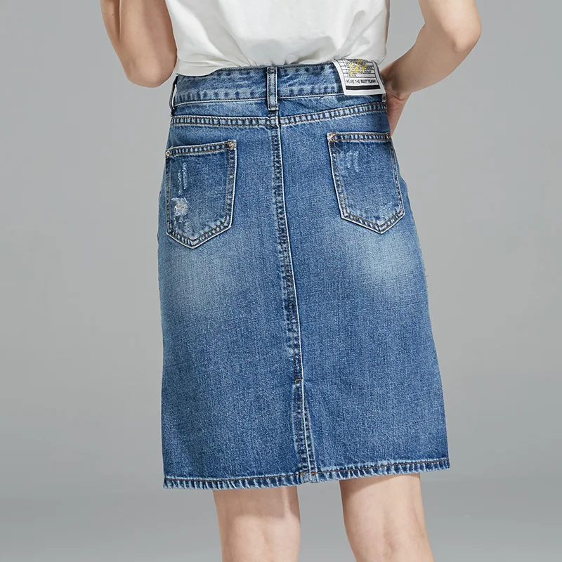 Женские юбки длиной до колена прямые тертые беленые джинсовые с дырками