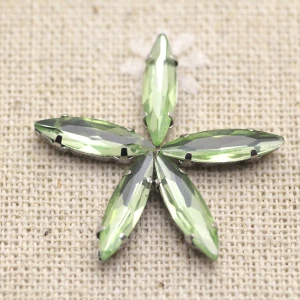light green 50 шт., 4x15 мм, разноцветные стразы с конским глазом, с металлической окантовкой, серебряная задняя часть, необычный камень с отверстиями, одежда для самостоятельного изготовления - Цвет: light green