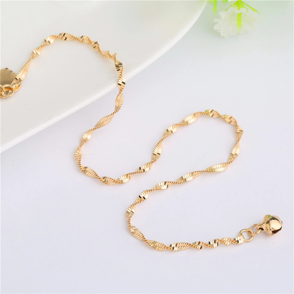 

Ladies fashion trend heart-shaped clear metal chain cold thin ankle chain, gorgeous embellished sexy charming beach ankle chain