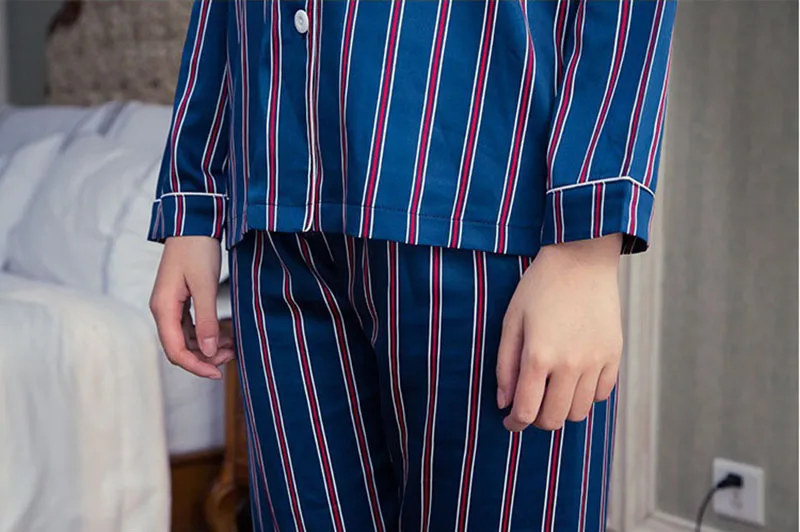 2019 весна и осень новые женские полосатые шелковые пижамы с отворотом сексуальный