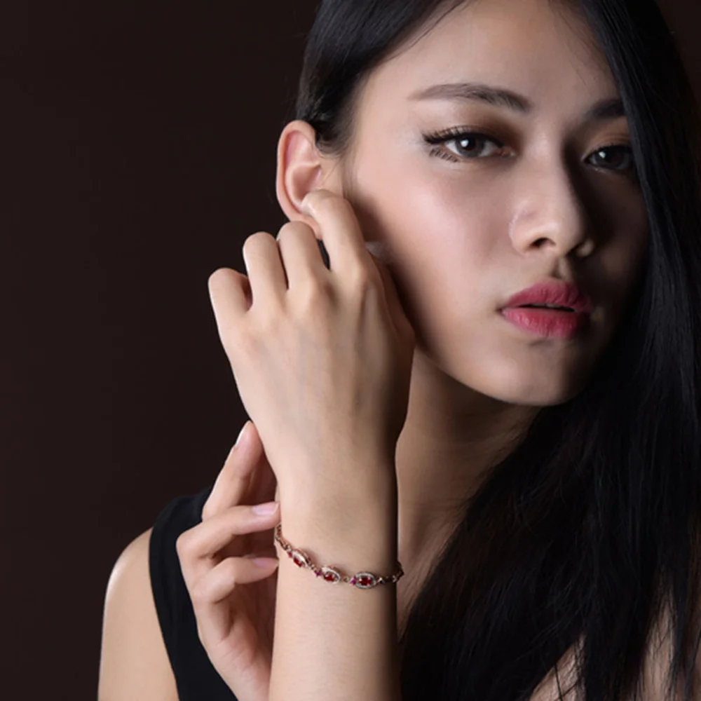 

American Luxury Noble =Gold-plated for Women Red Ruby Sterling Silver Color Bracelet Ornaments European and Geometric Jewelry