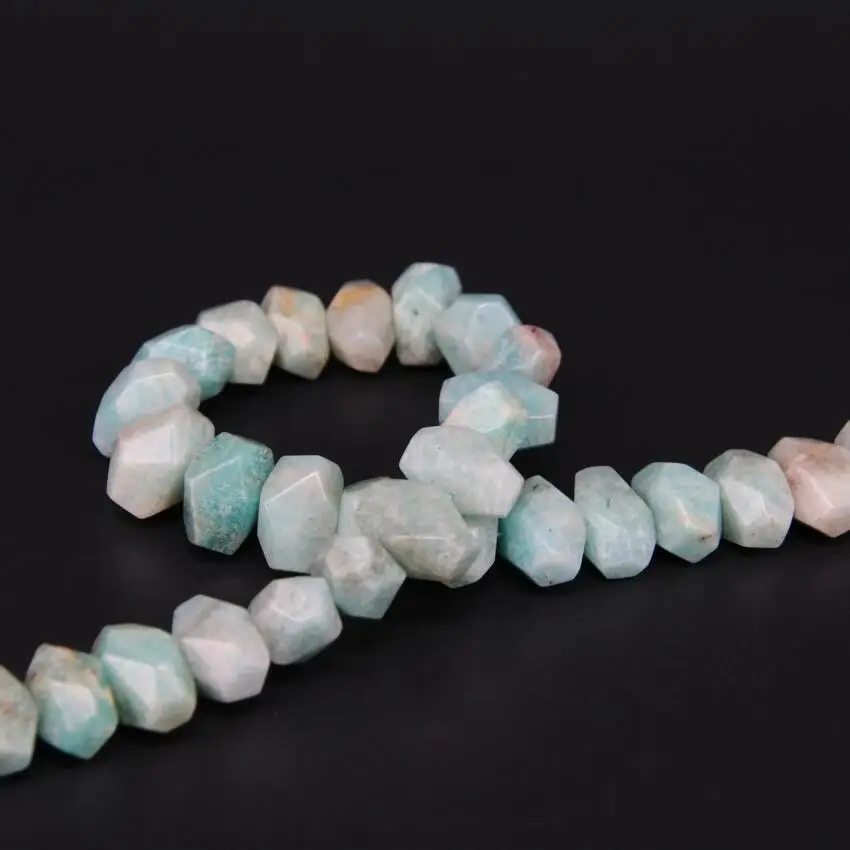 Натуральный перуанский Амазонит ограненные бусины-самородки незакрепленные