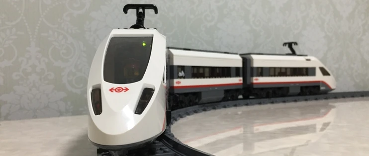 02010 Technic City Высокоскоростной Пассажирский поезд строительный блок 659 шт кирпичи игрушки подарок совместим с Bela City 60051