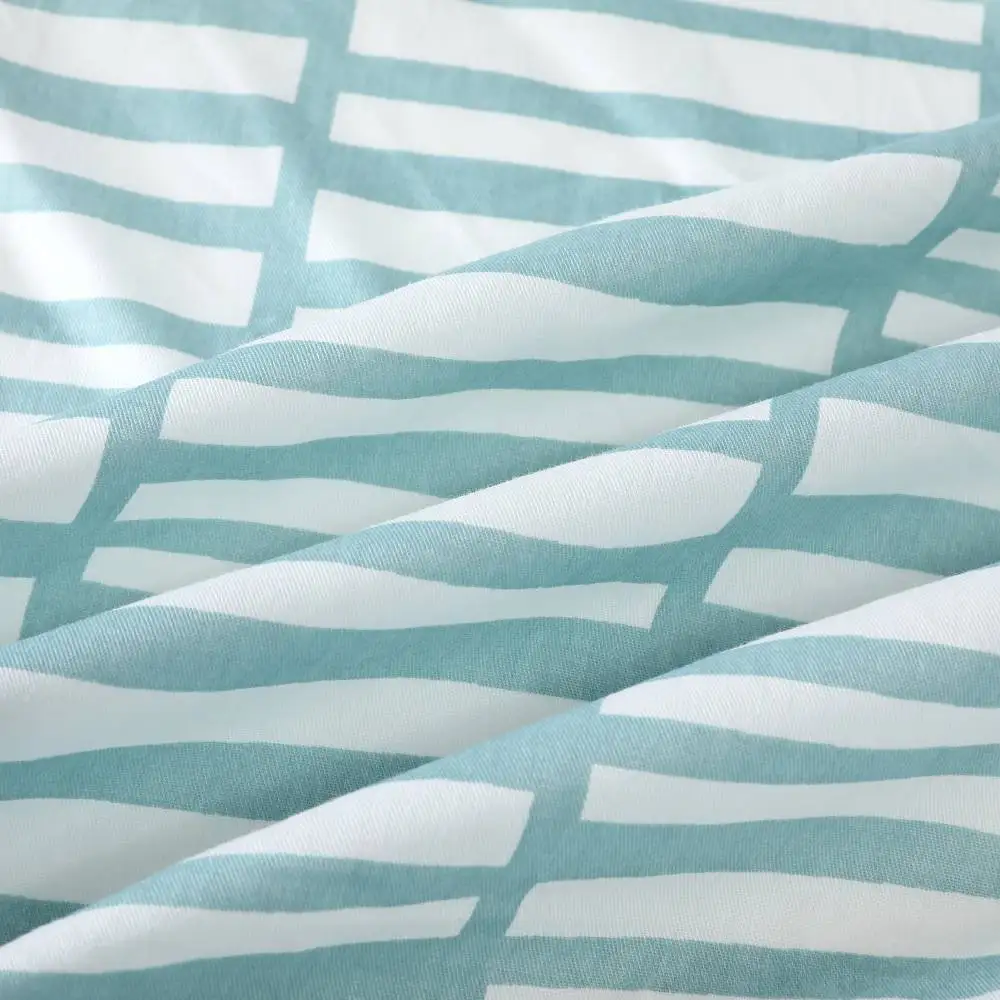 

Pure cotton breathes the choice of thousands of families cotton Fitted Toddler Giirl or Boy Bedding Set 100% organil Crib Sheet