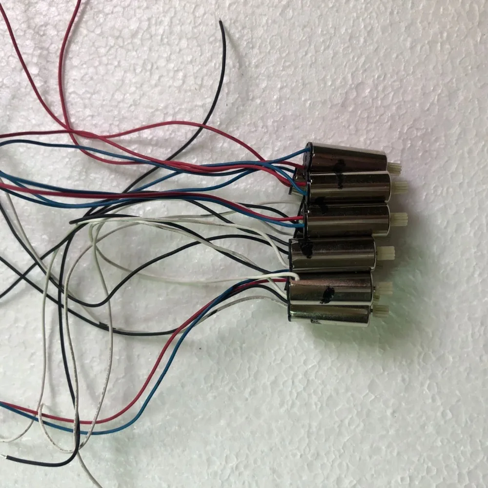 Самолет-селфи OTRC LH-X28HW MOTORS с Wi-Fi FPV GPS LH-X28 RC, складной дрон со спаренными часовой и противочасовой модулями.