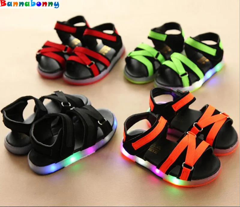 Hot selling Toddler Fashion Children Shoes Children's flat anti-slip LED light sandals boys and girls sport comfort beach shoes | Детская