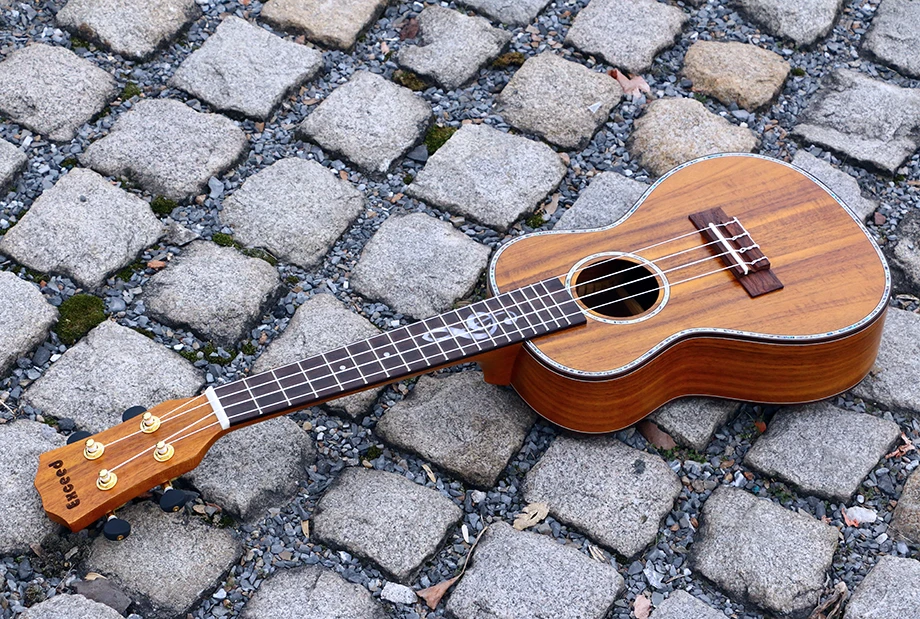 Укулеле для концерта 23 дюйма с великолепным звуком Handcraft solid KOA мини Гавайские