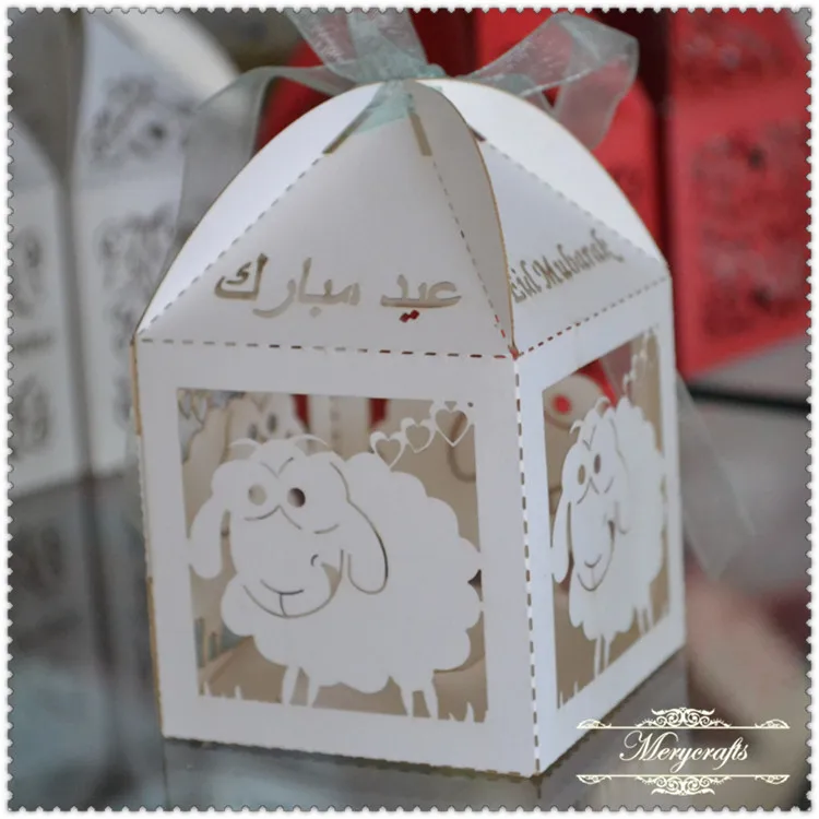 

Lovely wedding souvenirs laser cut sheep gift box