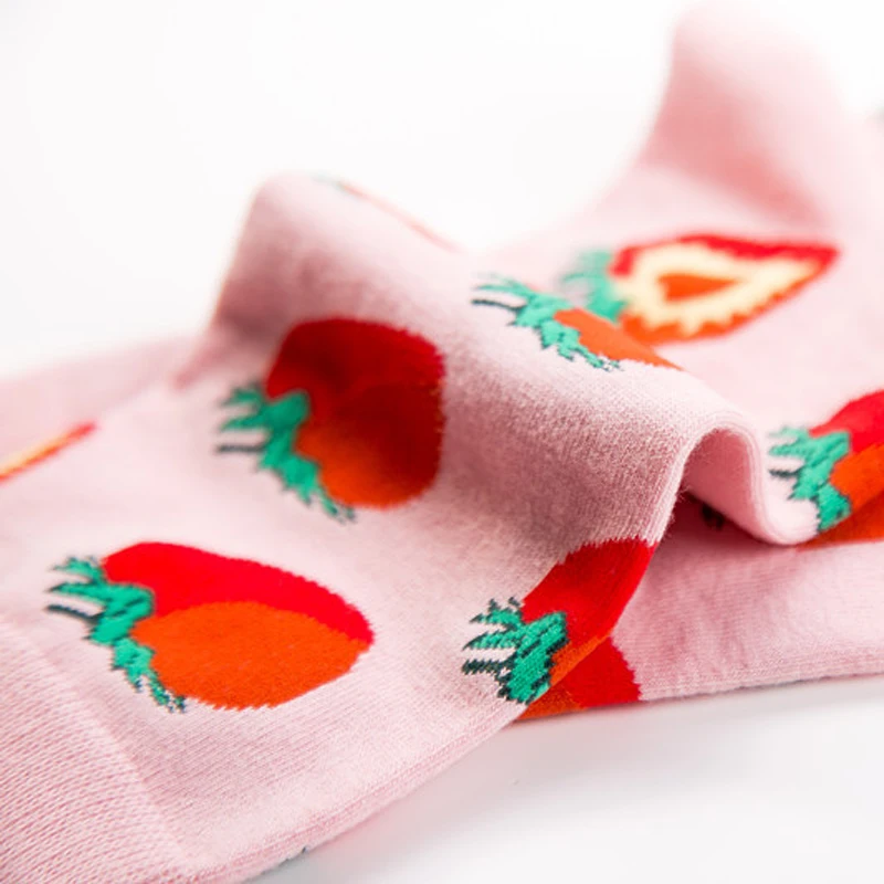 

Autumn Strawberry Plants Patterned Men Combed Cotton Socks High Quality Personality Fashion Funny Male Sock Happy Harajuku Sox