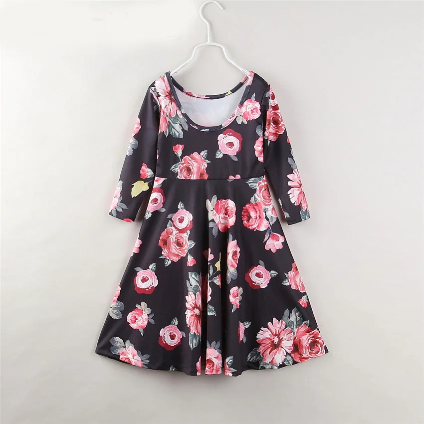 Весенняя одежда для семьи Одежда маленьких девочек платья мамы и дочки модное