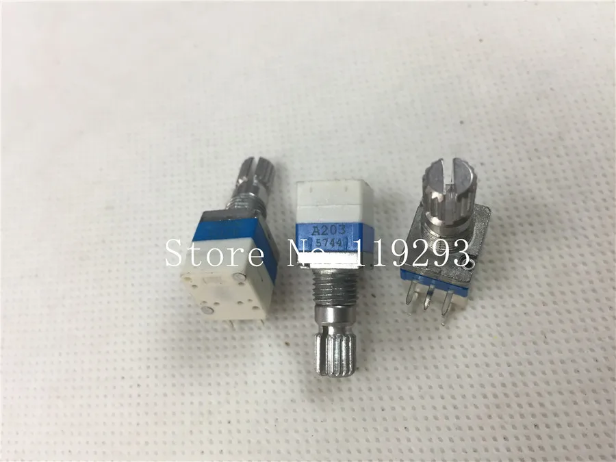 Potenciômetros de Precisão Potenciômetro de Volume Associado com Interruptor Bella Único Tp76n00n A20k15kq–10pcs