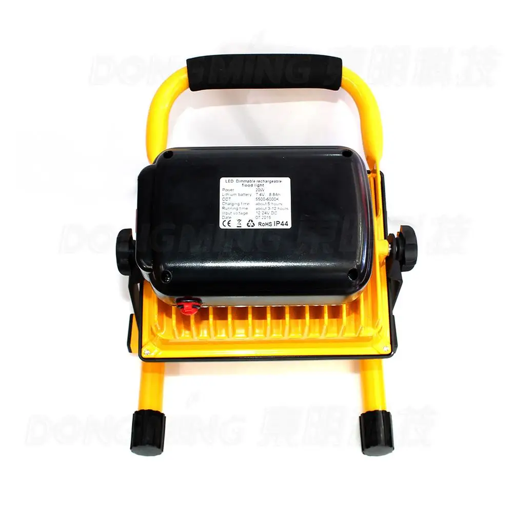 値段 無料フェデックス手のキャリー充電式led投光器10ワットip65防水屋外リフレクターledポータブル洪水ライト用ワークライト