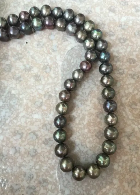 ?? 見事な10-11ミリメートルラウンドタヒチ黒緑多色真珠のネックレス18インチ