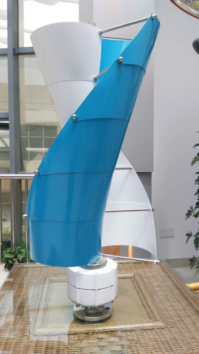 値段 トップ販売100ワットスパイラル垂直軸風力タービンで最低価格