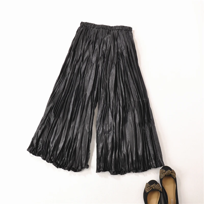 Fashionable pleated trousers MIYAKE PLEAT elastic waist pleated broad-legged trousers skirt-pants nine-minute pants free ship