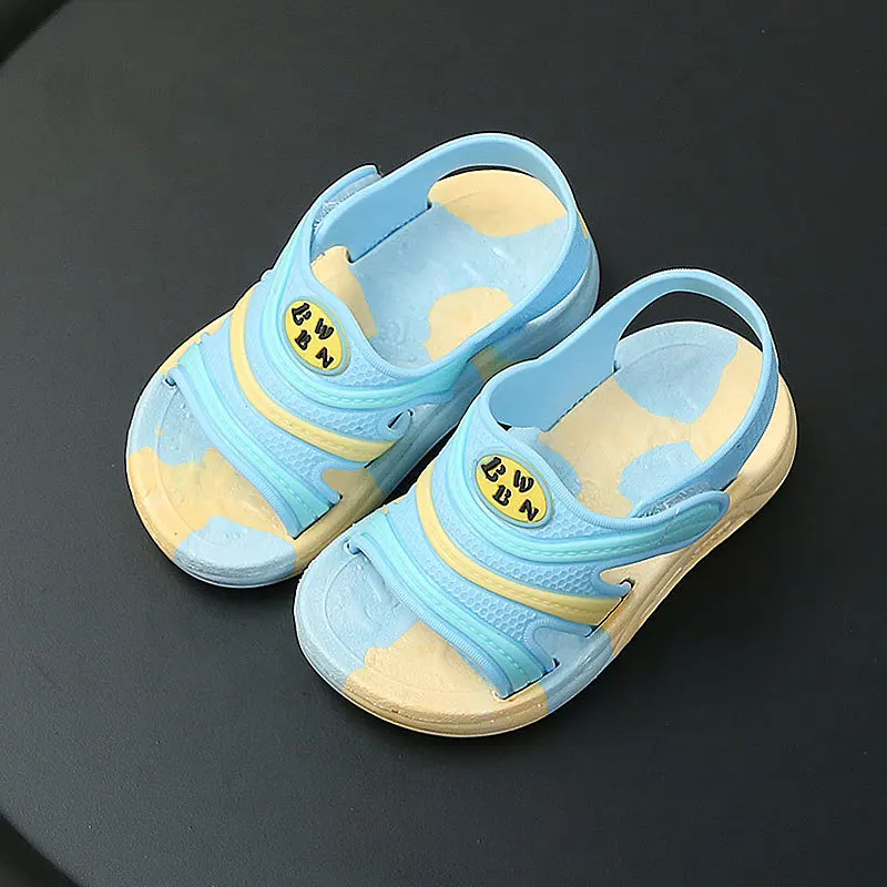 sky blue Scsech детская Классные шлепанцы с рисунками из мультфильмов с вышивкой для маленьких мальчиков и девочек обувь Cave летняя пляжная одежда стойкие Нескользящие с рисунком «крокодил» обувь SM06 - Цвет: sky blue