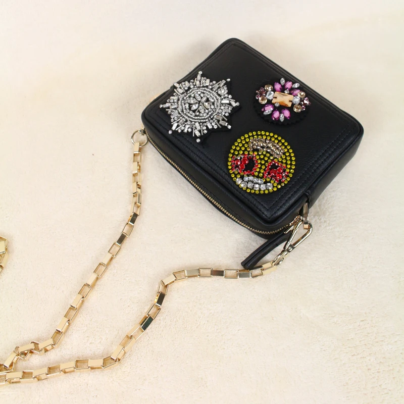 Женщин известный дизайн со стразами клапаном сумка женские цепи Crossbody