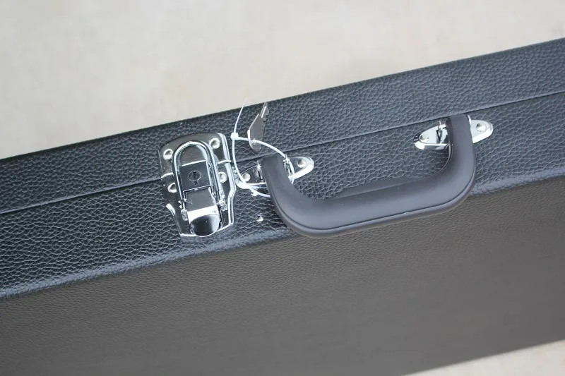 Бесплатная доставка + Гитары завод черный ESP Explorer Flying V Жесткий Чехол не продают