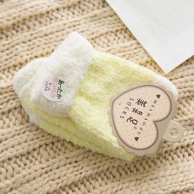 Kawaii/рождественские носки яркие бархатные носки-тапочки кораллового цвета модные хлопковые забавные теплые носки для зимы для женщин и девочек, милые носки, Meias - Цвет: 7