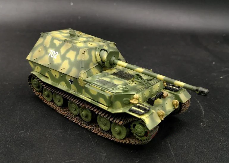 EM1:72 немецкая Тяжелая танковая модель Ferdinand изгонная trumpeter 36223 любимая |