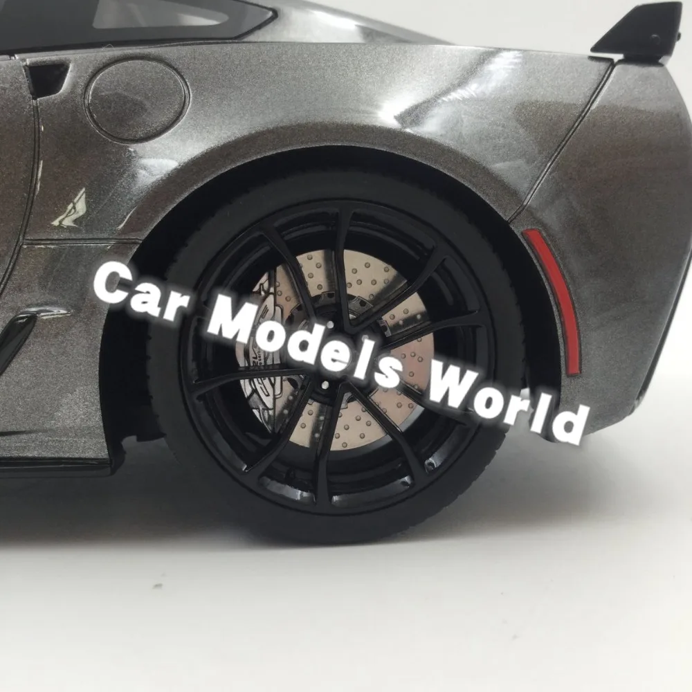Resin Car Model for GT Spirit 2017 Corvette Grand Sport (Grey) 1:18 + SMALL GIFT!!!!!! |