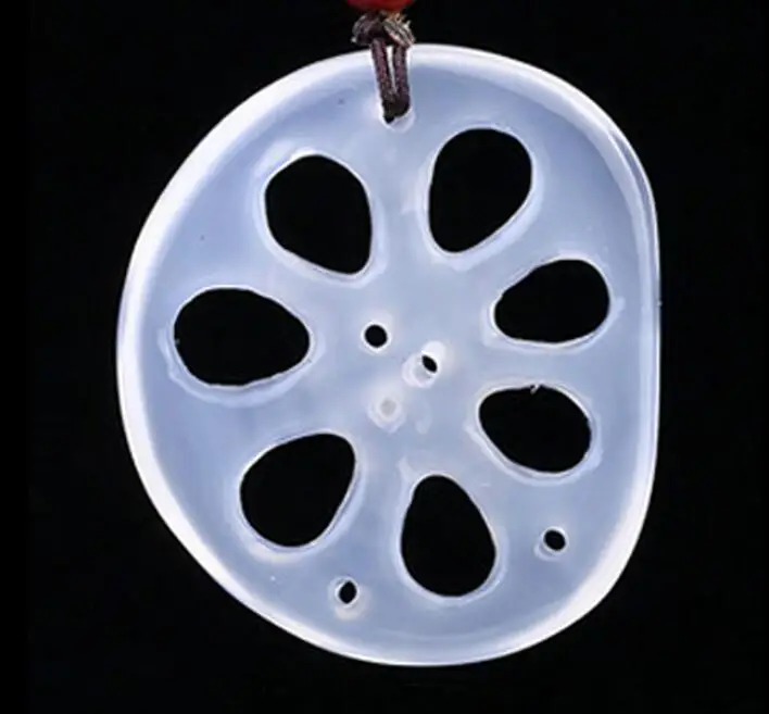 

Natural white Chalcedon jade pendant lotus root pulp Jiaoutiancheng Passepartout theemotions the lotus Pendant Jewelry necklace