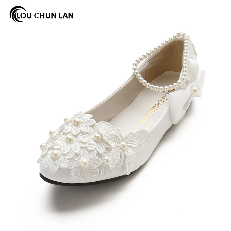 Взрослые туфли без каблука белые подружки невесты свадебные ручной работы на