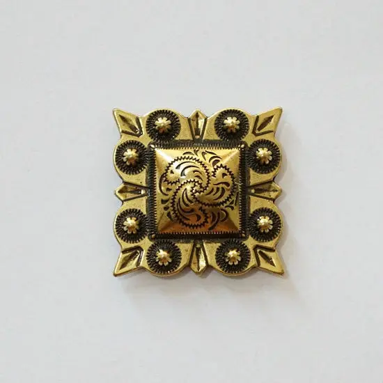 (KB904) 10 шт. 1 1/4 ''Западная квадратная ягода Concho выполненная в античном