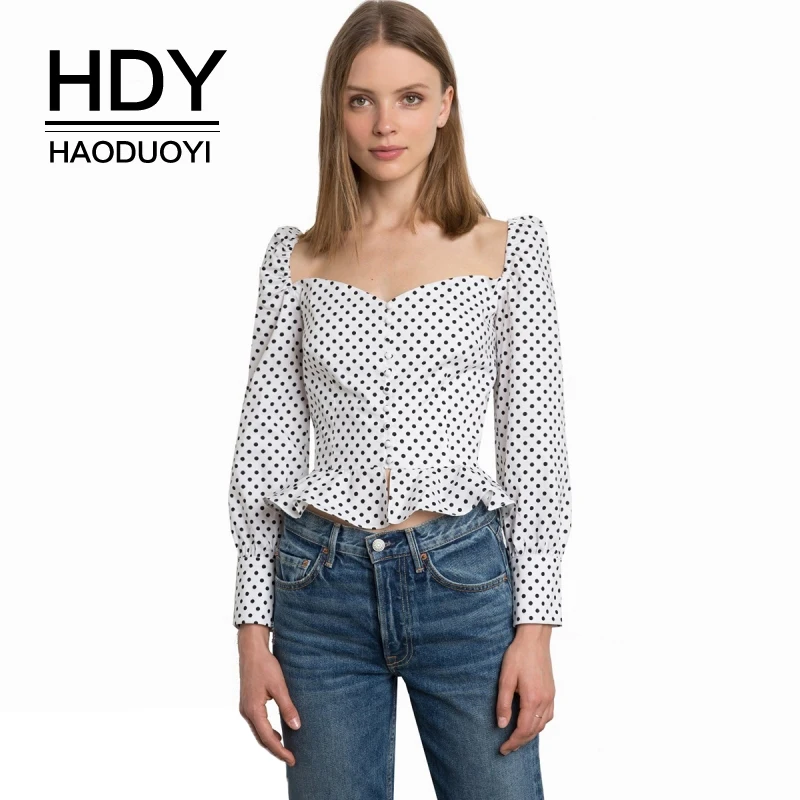 Белая хлопковая рубашка HDY Haoduoyi с вырезом лодочкой и оборками в горошек для