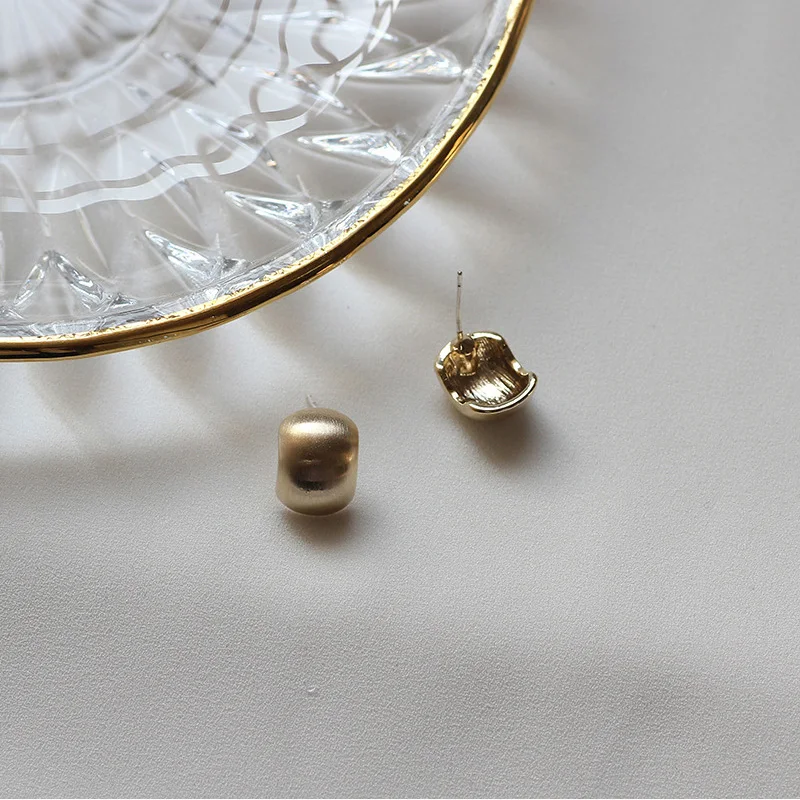 Женские маленькие металлические серьги-гвоздики WTLTC массивные широкие