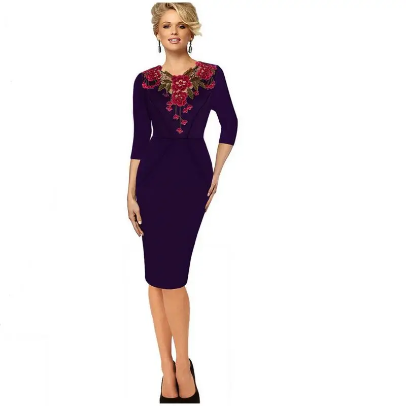 Женское кружевное платье-карандаш с вышивкой зеленое фиолетовое черное красное