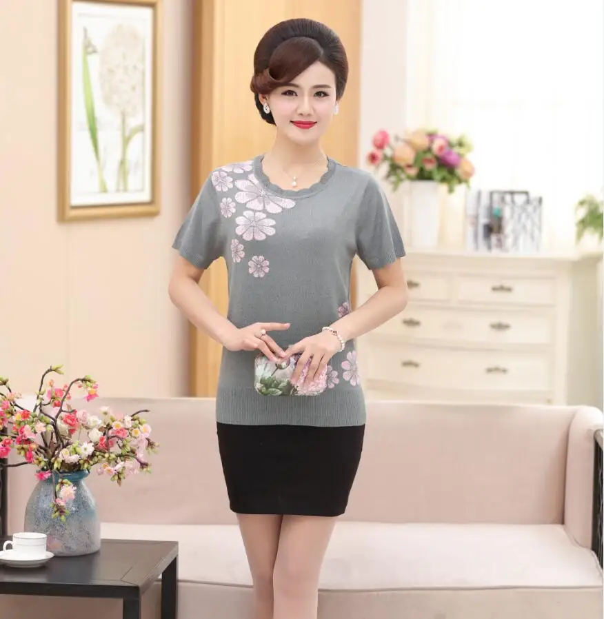 Женская трикотажная футболка из хлопка и льна летняя с цветочным принтом