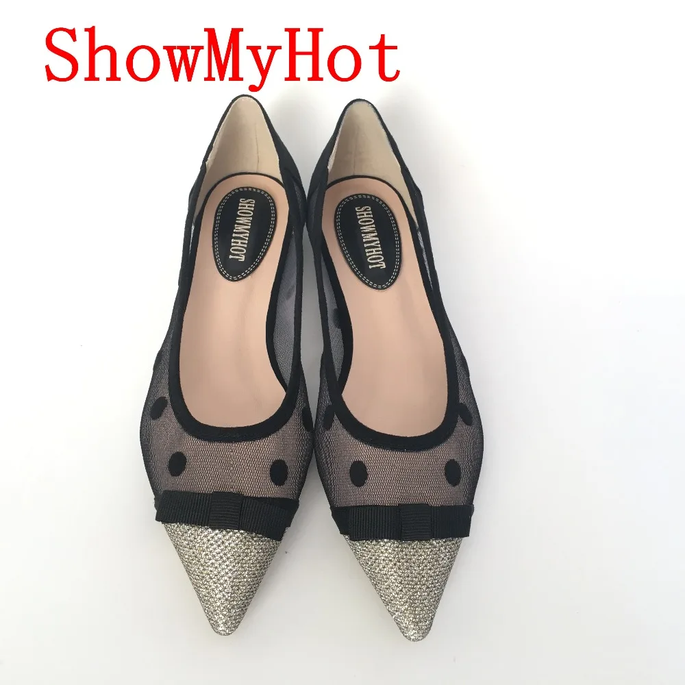 ShowMyHot/Модная женская обувь в горошек с кружевом; женская однотонная дышащая обувь на плоской подошве; повседневная обувь черного цвета с острым носком без застежки