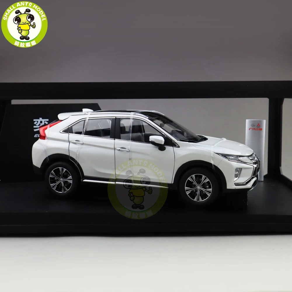 1/18 Mitsubishi ECLIPSE CROSS SUV литая модель металлический Автомобиль SUV модель игрушки для детей подарок для мальчиков и девочек Коллекция белый