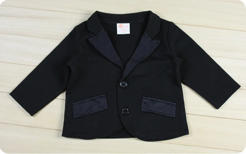 2016 г. Комплект для маленьких мальчиков костюм из 2 предметов: комбинезон с