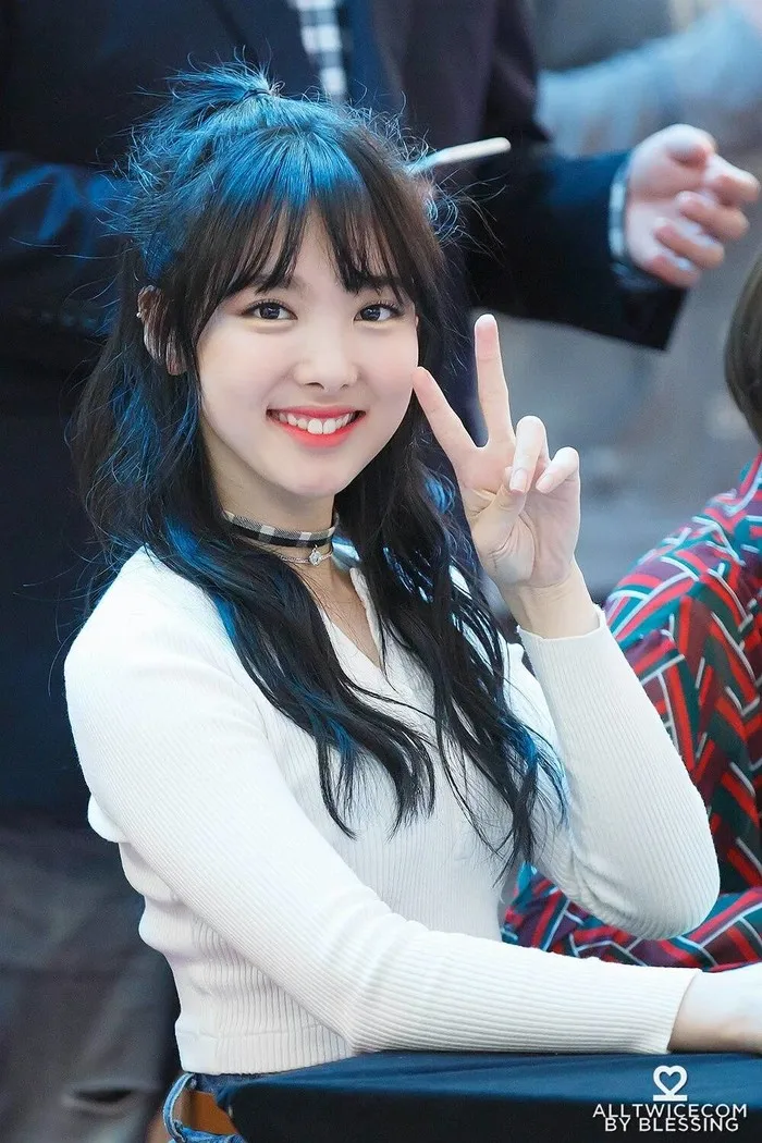 Kpop TWICE Lim Na Yeon же белые вязаные толстовки с длинными рукавами Женская Корейская уличная одежда Harajuku Свободные толстовки Женская одежда