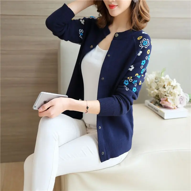 2019 New Autumn Winter Women's Cashmere Embroidered Thick Cardigan Loose Jacket Knitting Sweater Top Coats Jumper Pull |