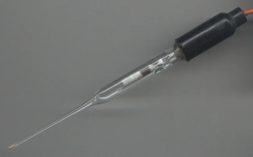 Ag agcl электрод. Электроды 2 рода хлорсеребряный платиновый. Silver-chloride electrode. Хлорсеребряный электрод электродная реакция. Ag agcl электрод.