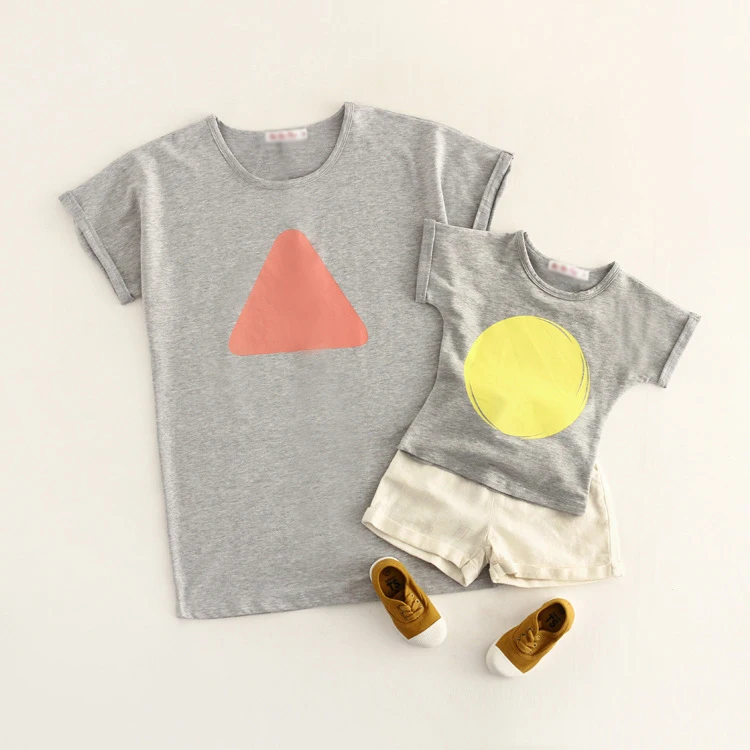 Мода Семья Соответствующие Наряды Футболки одежды семьи отца мать дочь одежда