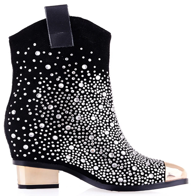 Зимняя женская обувь на толстом среднем каблуке с острым носком из натуральной